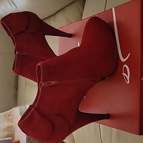 Bootie - Picture 5 of 6